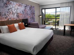 Novotel Barossa Valley Resort - Spacious Accommodations and Amenities