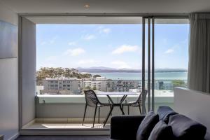Oaks Nelson Bay Lure Suites - Apartment Amenities
