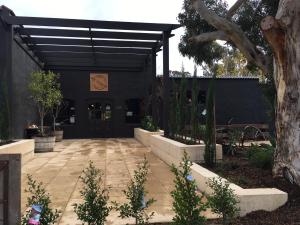 One Paddock Currency Creek Winery Villas - Accommodation Features
