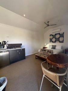 Parachilna Overflow Accommodation - Guest Ratings and Reviews