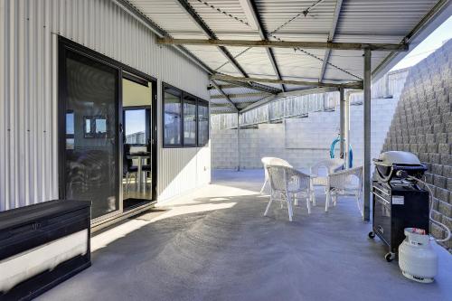 Park Beach Retreat - Exceptional Amenities