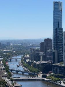 Pars Apartments - Melbourne Quarter- Unique View of City and Yarra - Apartment Types and Amenities