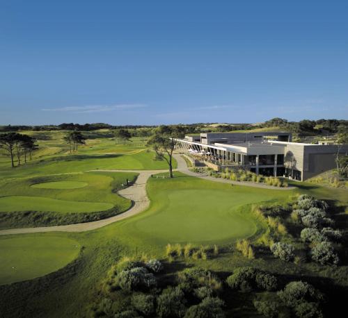 Peppers Moonah Links Resort - Accommodation Details