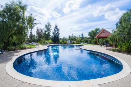 Perricoota Vines Retreat - Accommodation Options
