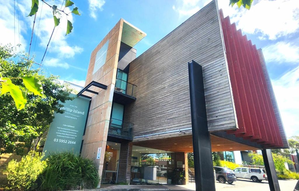 Phillip Island Apartments Review
