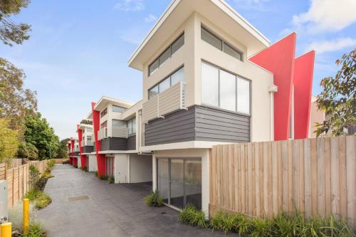 Phillip Island Townhouses - Accommodation Options