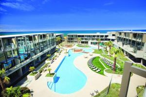 Pool View Hotel Room - Accommodation Features