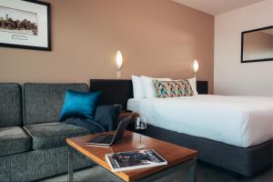 Port Lincoln Hotel - Location and Attractions