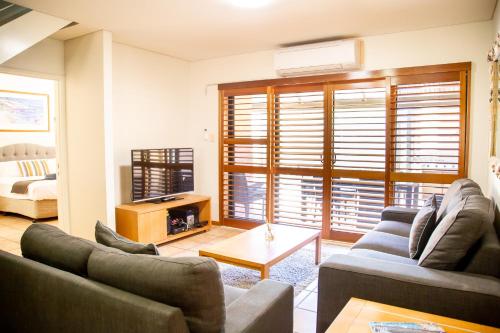 Presidential Bungalow - Accommodation Details