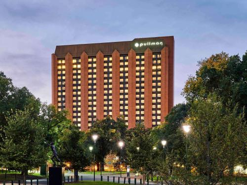 Pullman Melbourne On the Park - Facilities and Amenities
