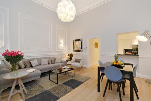 Queensgate Court - Accommodation Options