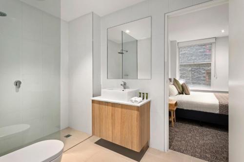 Quest on William Review - Facilities and Amenities