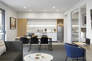 Quest Orange - Location and Accessibility