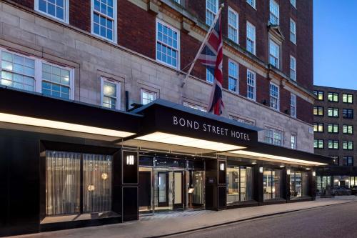 Radisson Blu Hotel, London Bond Street - Sophisticated Room Accommodations