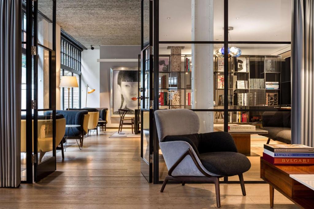 Radisson Blu Hotel, London Mercer Street Review
