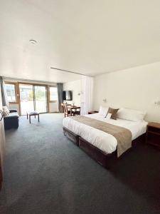 Risby Cove Boutique Hotel - Convenient Location