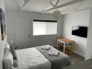 Robe Nampara Cottages - Guest Ratings at a Glance