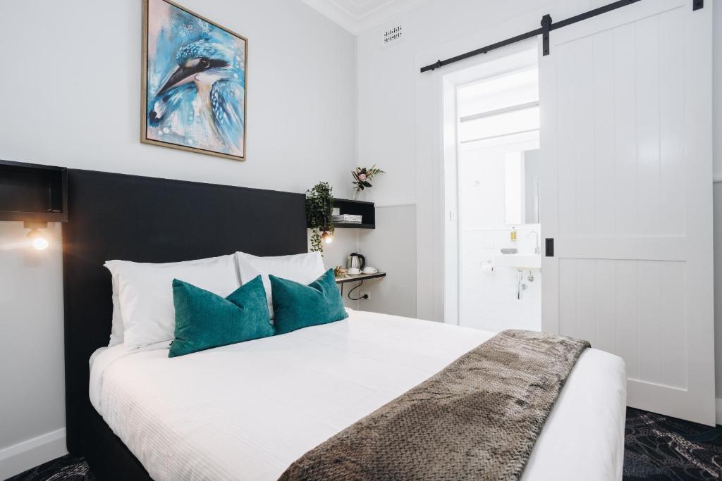 Royal Hotel Wyong Review
