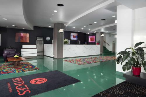 Rydges Darwin Central - Amenities and Services