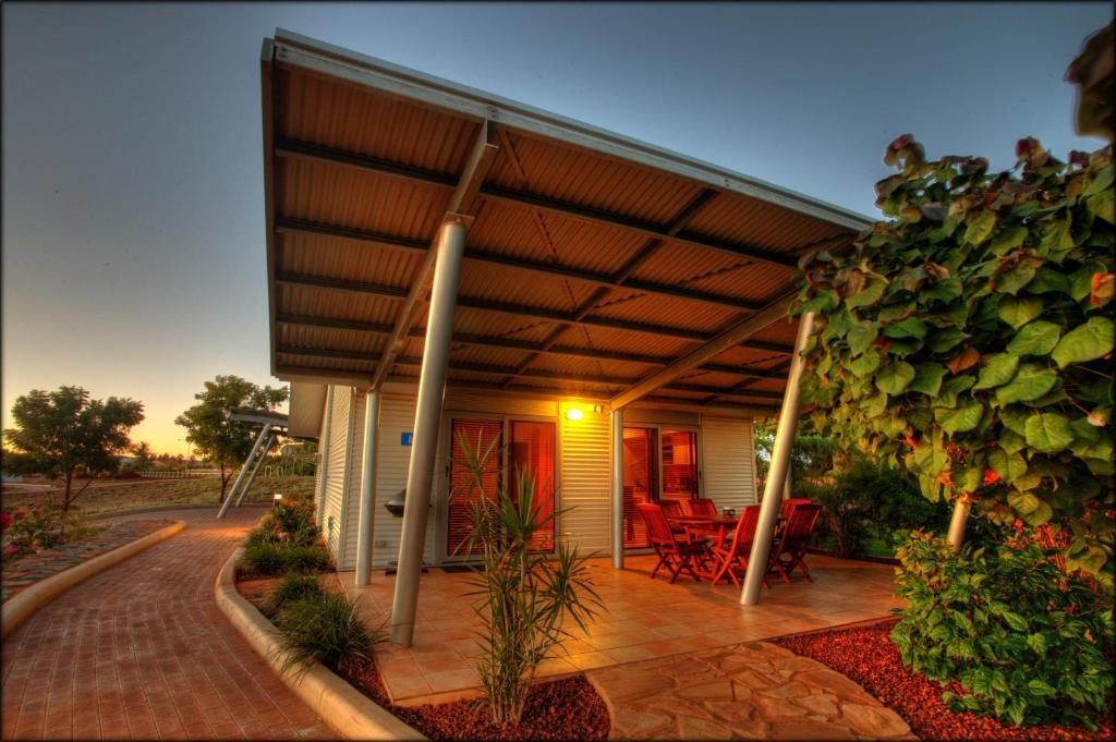 Samson Beach Chalets Review