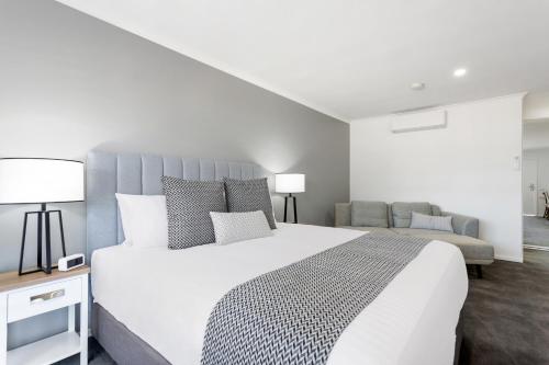 Sanctuary Inn on Westernport - Accommodation Details