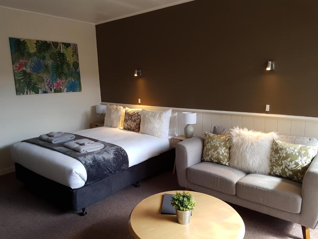Sandpipers @ Millicent - Room Types and Amenities
