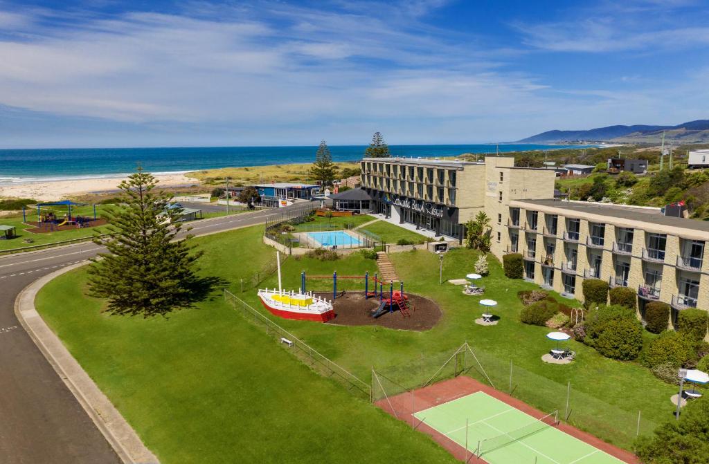 Scamander Beach Resort Review