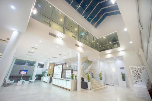 Sferas Park Suites & Convention Centre - Accommodation Details