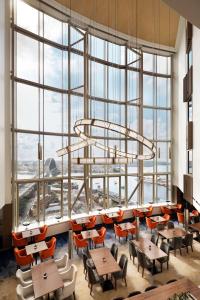 Shangri-La Sydney Review - Location and Accessibility