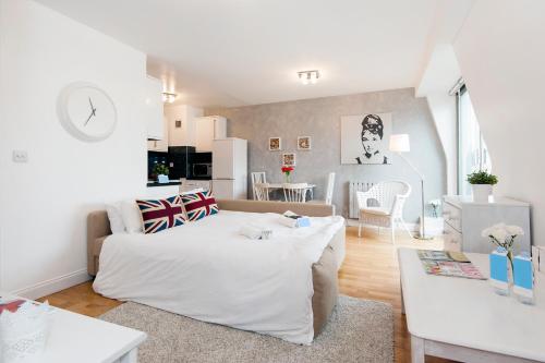 Sherborne Court - Accommodation Details
