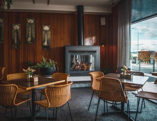 Shoreline Hotel Review