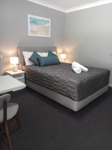 Solomon Inn Motel Figtree - Room Types and Amenities
