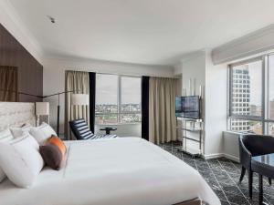 Swissotel Sydney - Amenities and Facilities