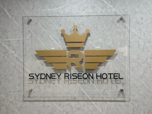 Sydney RiseOn Hotel - Amenities and Facilities
