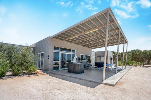 Tasman Holiday Parks - Denham Seaside - Guest Ratings and Reviews