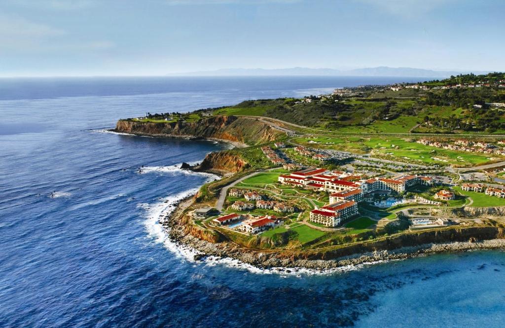 Terranea Resort - Luxurious Accommodations and Amenities