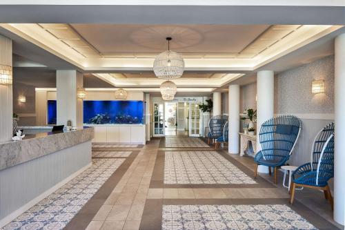 The Beachcomber Hotel & Resort, Ascend Hotel Collection Review - Amenities and Facilities