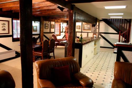 The Camperdown Mill - Convenient Location and Proximity