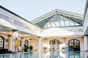 The Charleston Place - Accommodation Options and Amenities