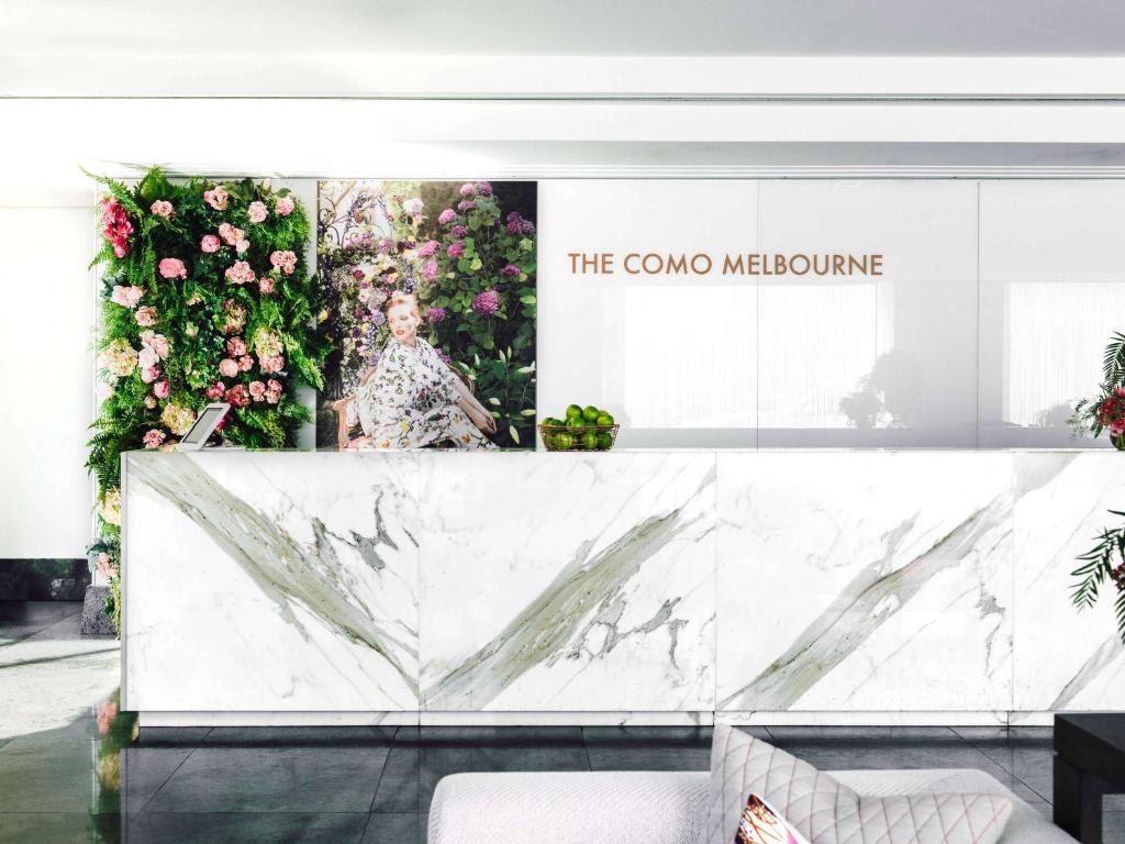 The Como Melbourne Review