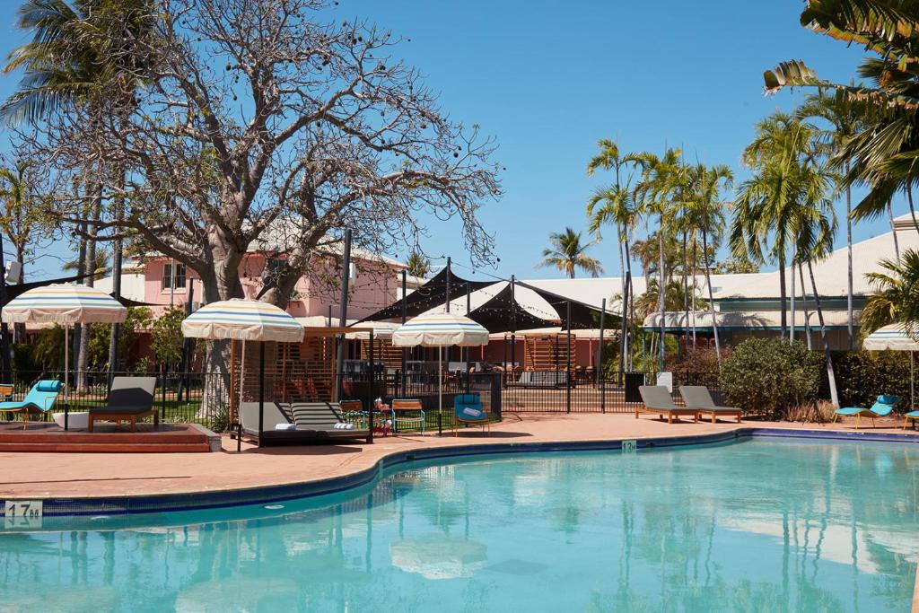 The Continental Hotel Review