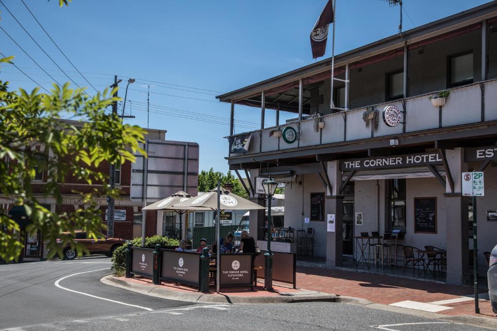 The Corner Hotel Alexandra - Accommodation Types