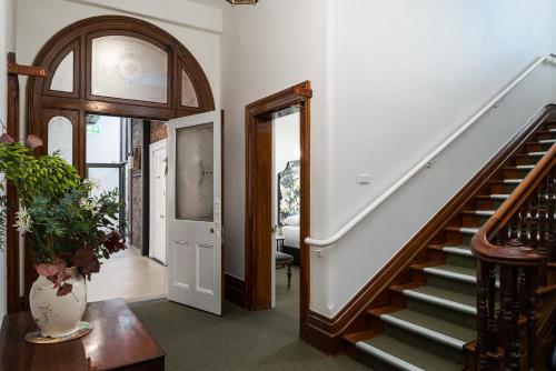 The Florance - Room Types and Amenities