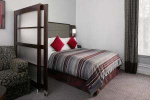 The Grand at Trafalgar Square - Accommodation Details