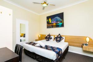 The North Shore Hotel - Room Accommodations