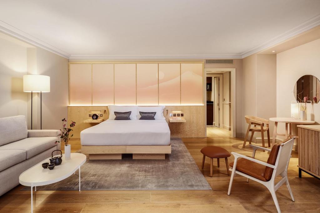 The Prince Akatoki London Review