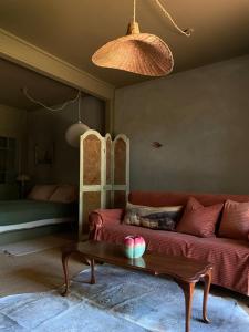 The Quarters - Room Accommodations