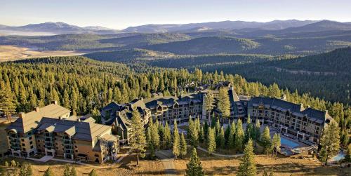 The Ritz-Carlton, Lake Tahoe - Accommodation Options and Amenities