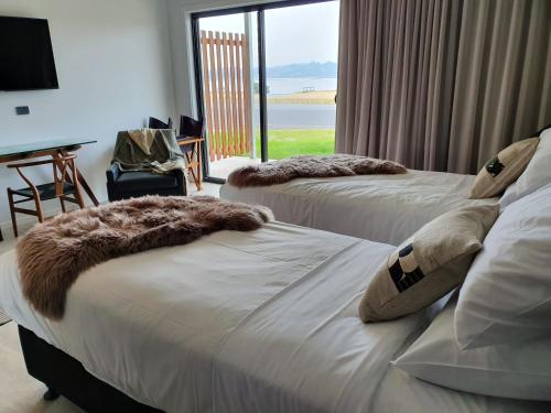 The Seabird - Accommodations and Amenities