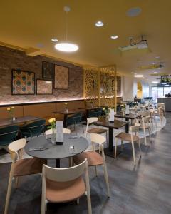 The Wesley Euston - Room Types and Amenities